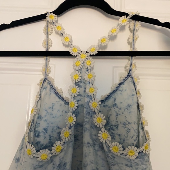 Daisy tank - Picture 3 of 3